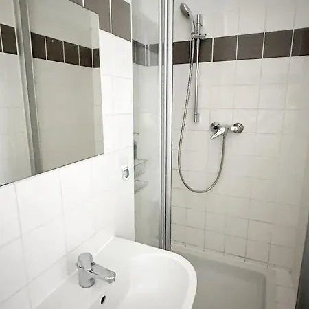 Ruhige & Grosse Altbauwohnung 7Min Zum Zentrum Wien Exterior foto